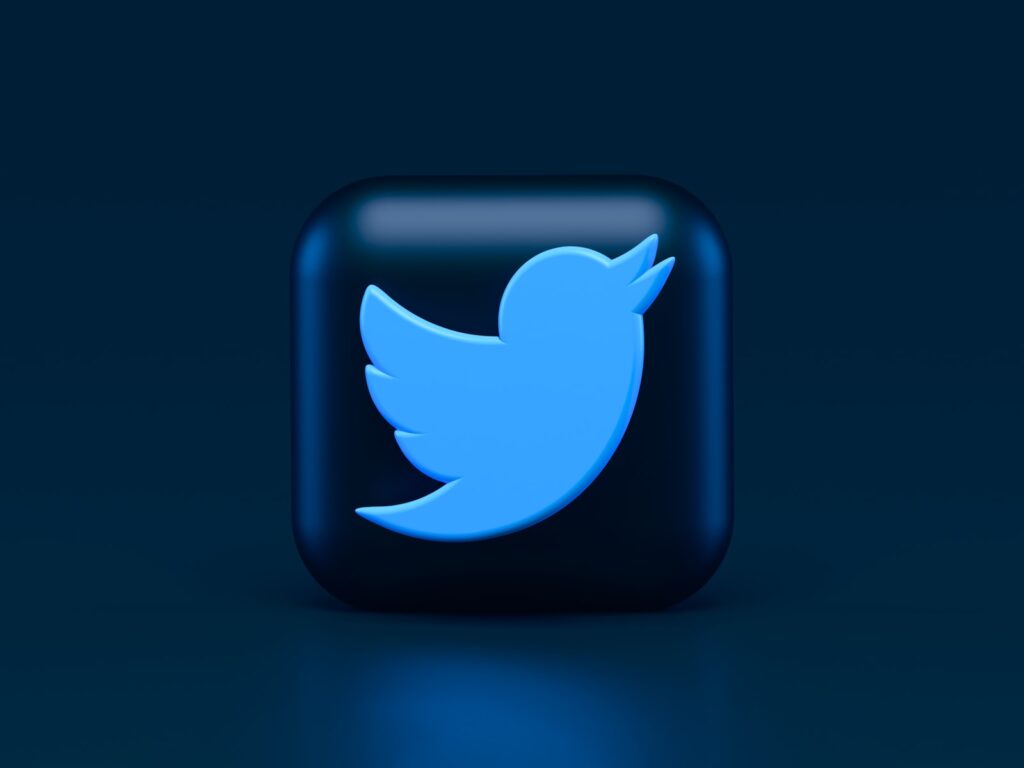 Segnalare una diffamazione da parte di un account o di un Tweet