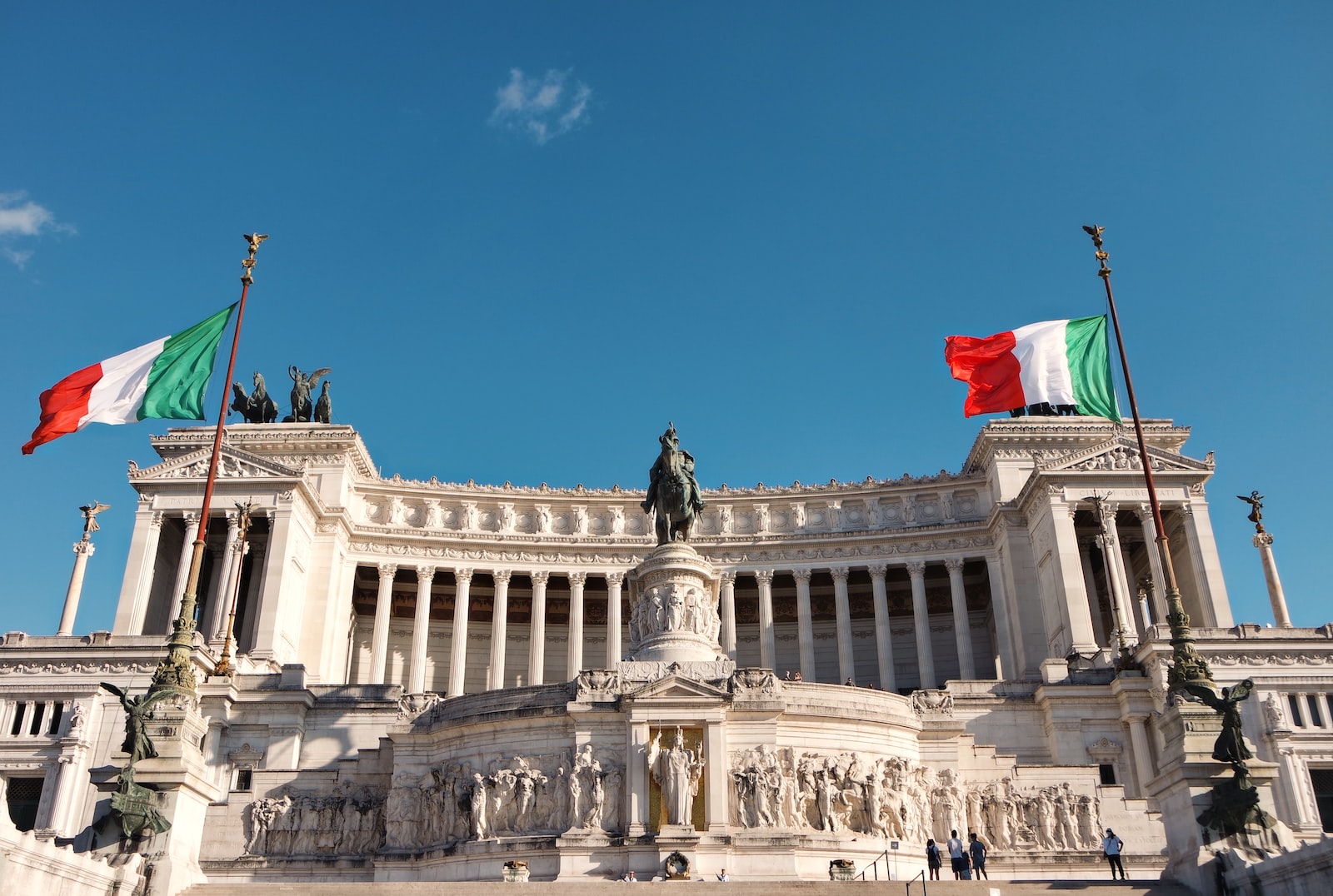 Cosa fa un Avvocato esperto in diritto dell’immigrazione a Roma